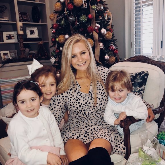 Meet your Posher, Abbey kate - Picture 3 of 8